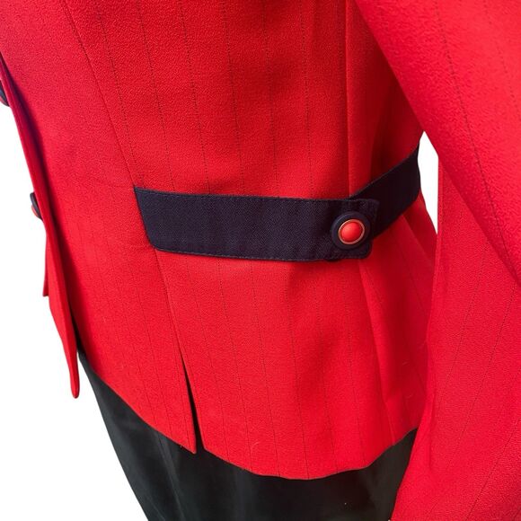 Red Blazer Jacket Women Sz 10 Fitted Black Vtg Made USA New York Pin Stripe - Picture 5 of 14